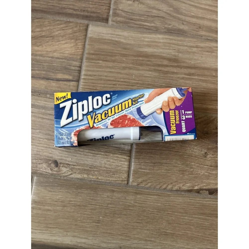 Ziploc Vacuum Starter Kit Hand Pump With 3 Freezer Quart Bags NEW